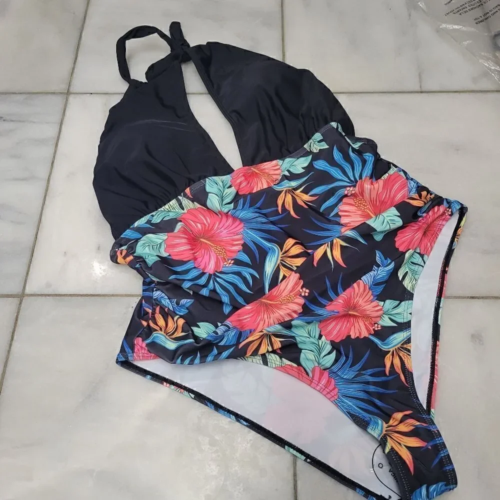 Women's Floral Print Cut Out Halter Swimsuit  Ruched Tie Neck Backless, Sz XL